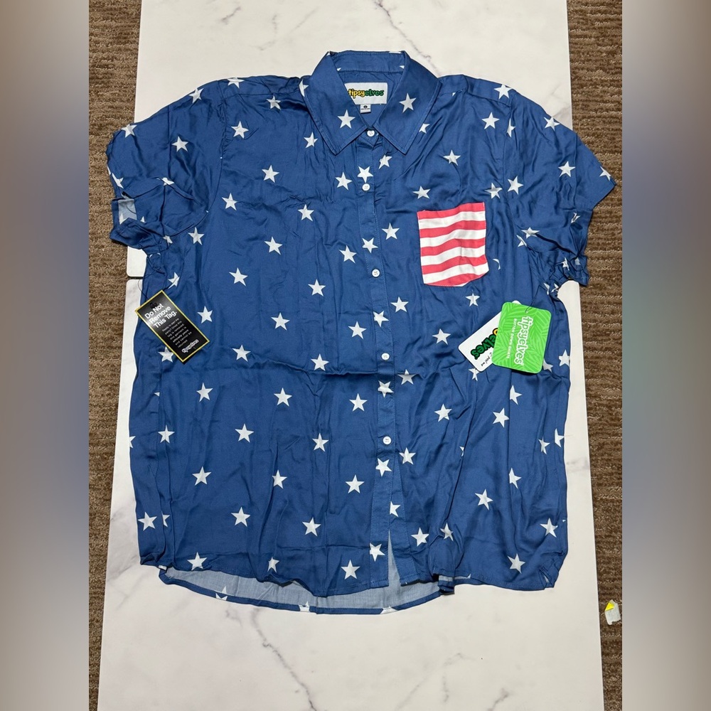 Tipsy Elves 4th of July Navy Old Glory
American Flag Button Down Shirt Women 1X - Picture 2 of 6